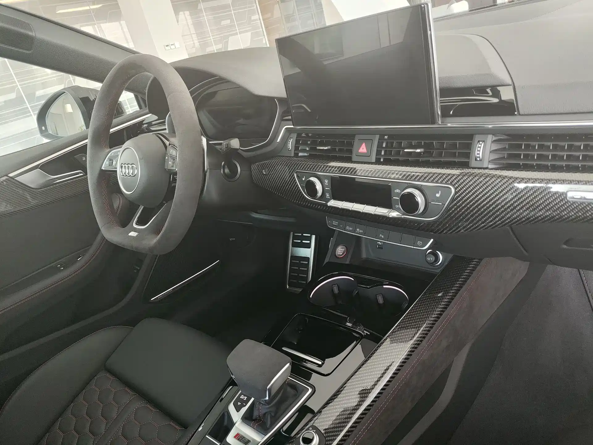 Фото 17 - Audi RS 5