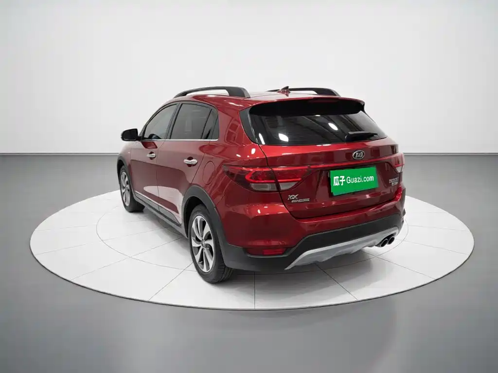 Kia KX CROSS 2018 2017 1.4L AT GLS