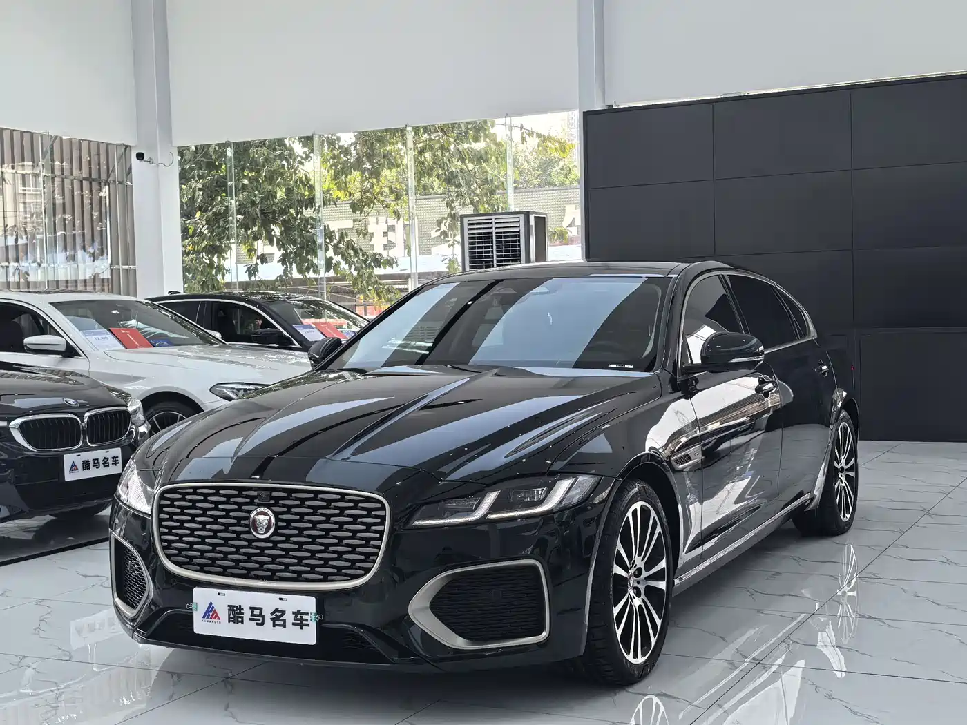 JAGUAR XFL