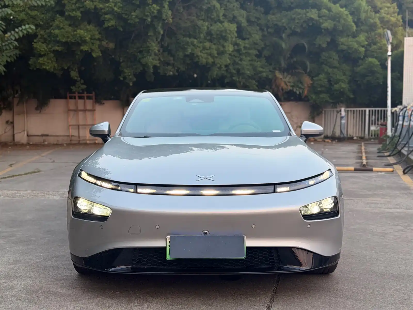 Фото 2 - XPeng P7