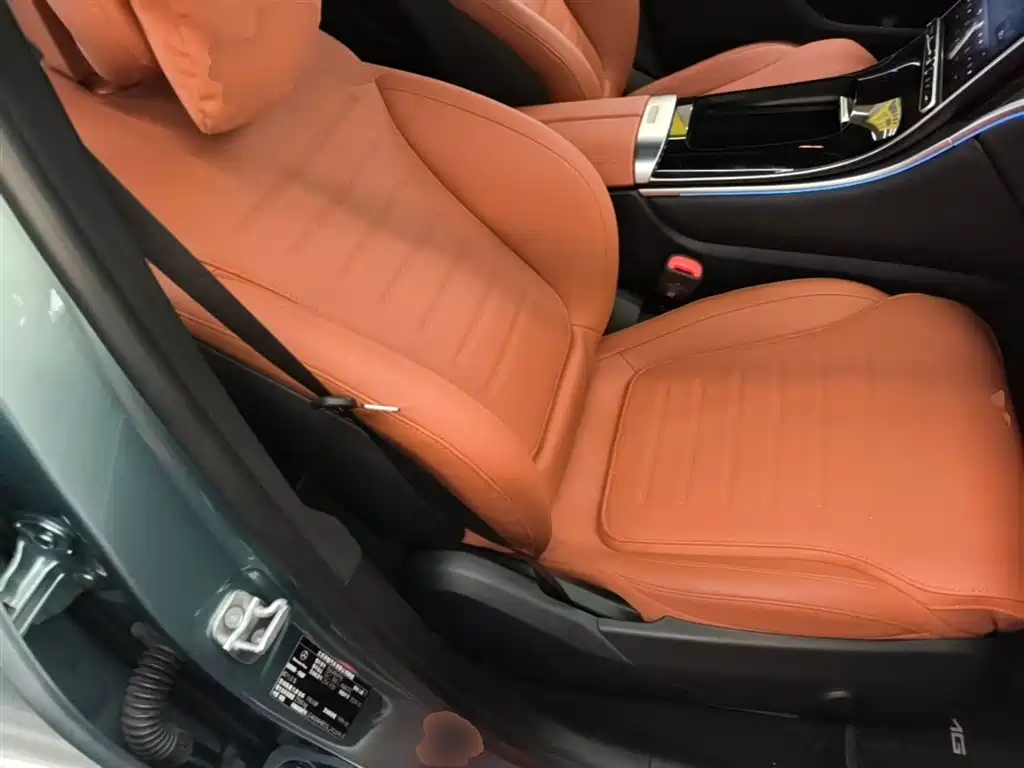 Mercedes-Benz GLC 2025 GLC 300 L 4MATIC Luxury 5-seater фото 25