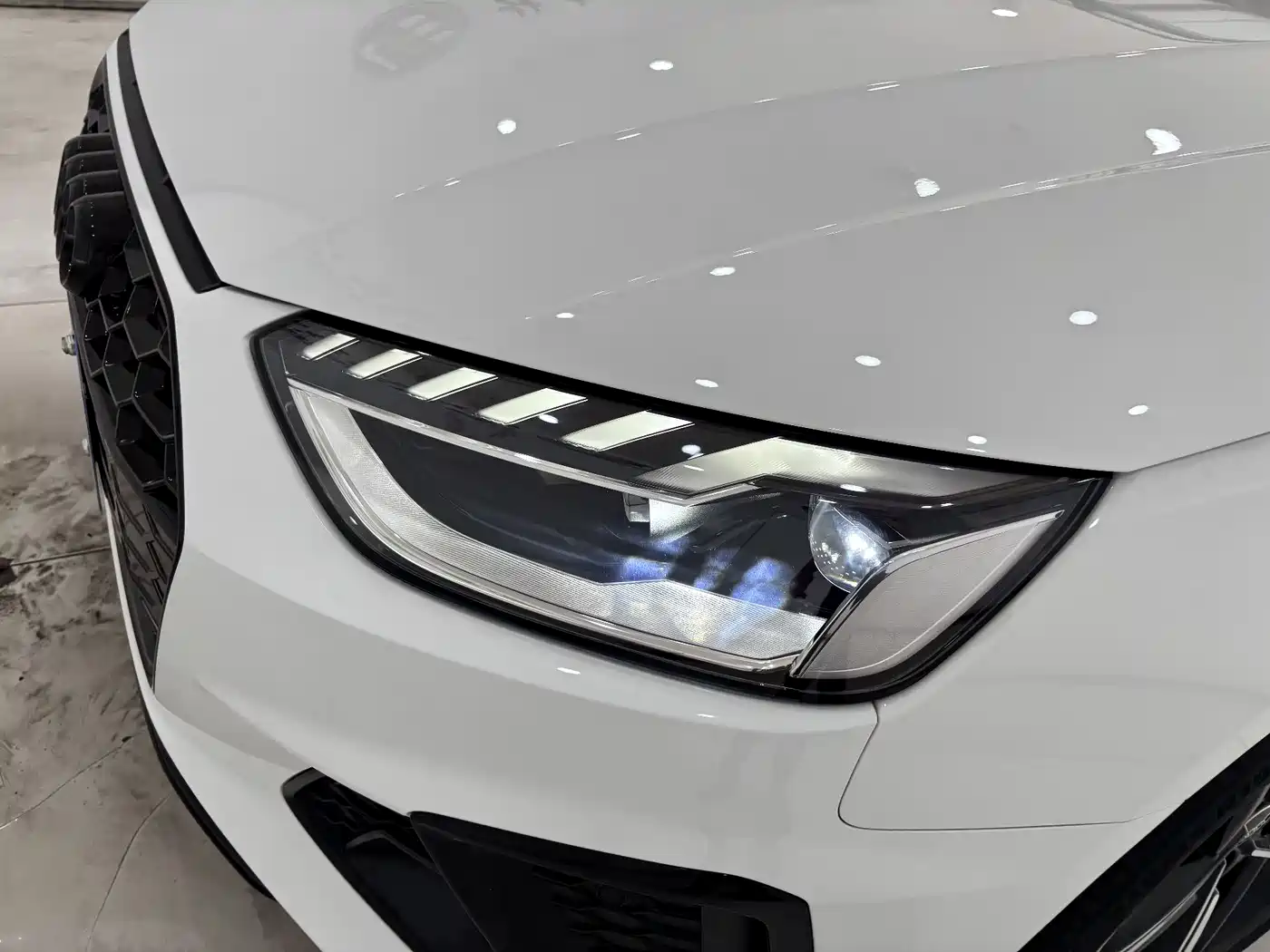 Audi A4L 2024 40 TFSI Luxury Dynamic фото 9