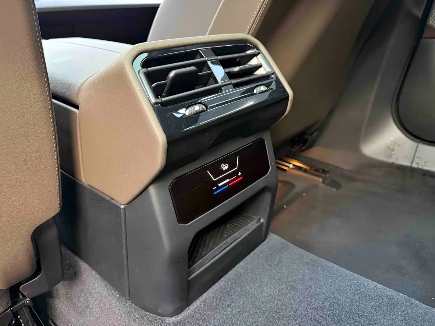 BMW i5 2024 eDrive 35L M Sport Package фото 23