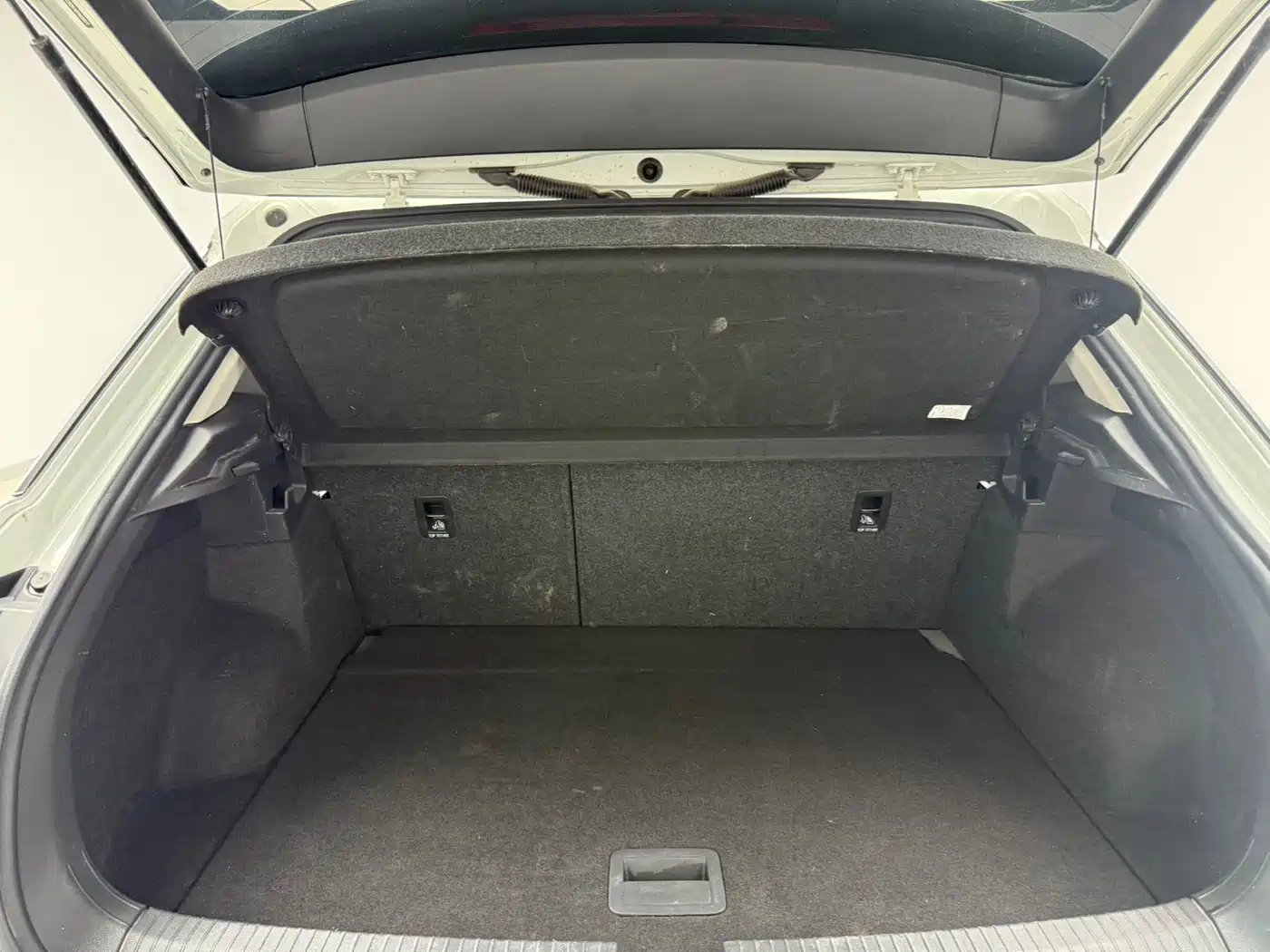 Volkswagen T-ROC 2023 280TSI DSG 2WD Time Edition фото 8