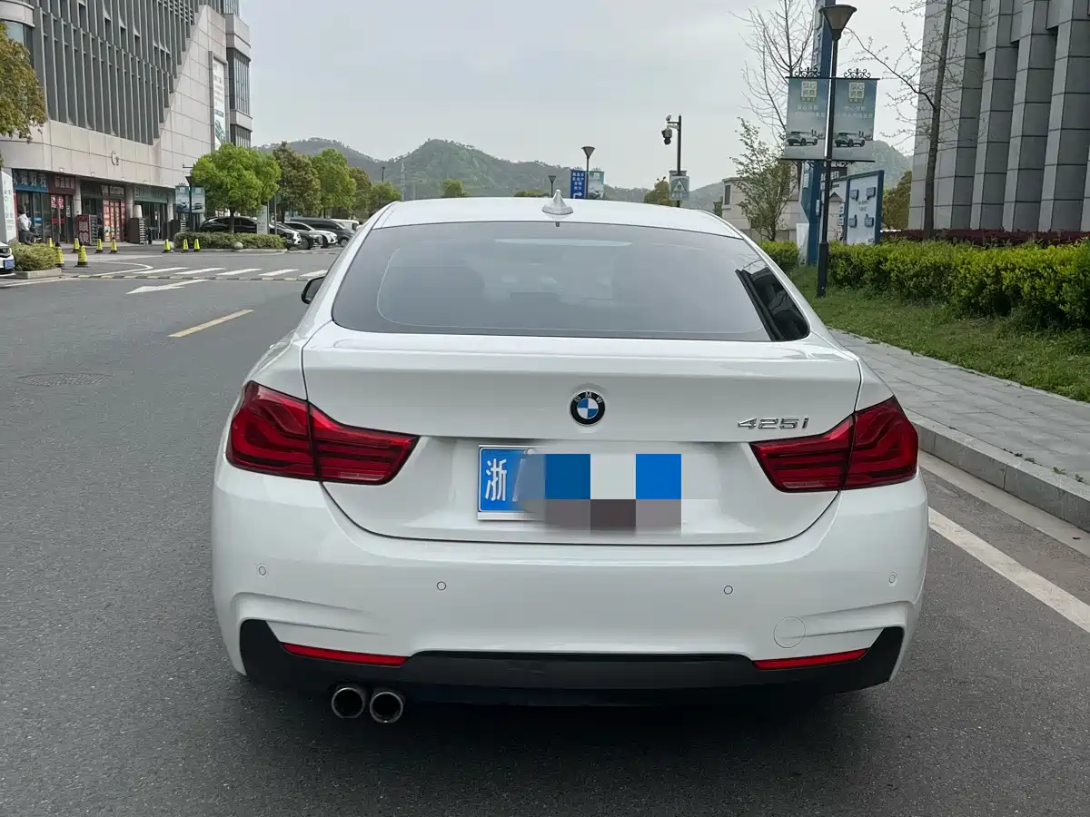 BMW 4 Series 2017 425i Gran Coupe Premium M Sport Package фото 10
