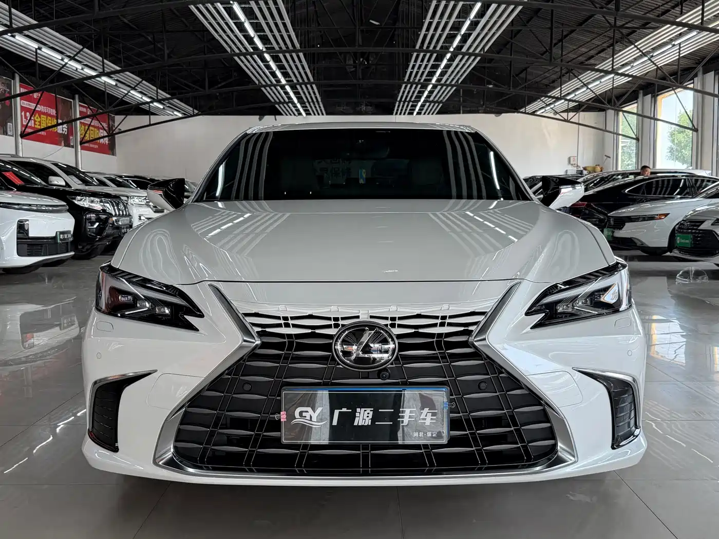 Lexus ES 2025 2025 200 Ultimate Edition