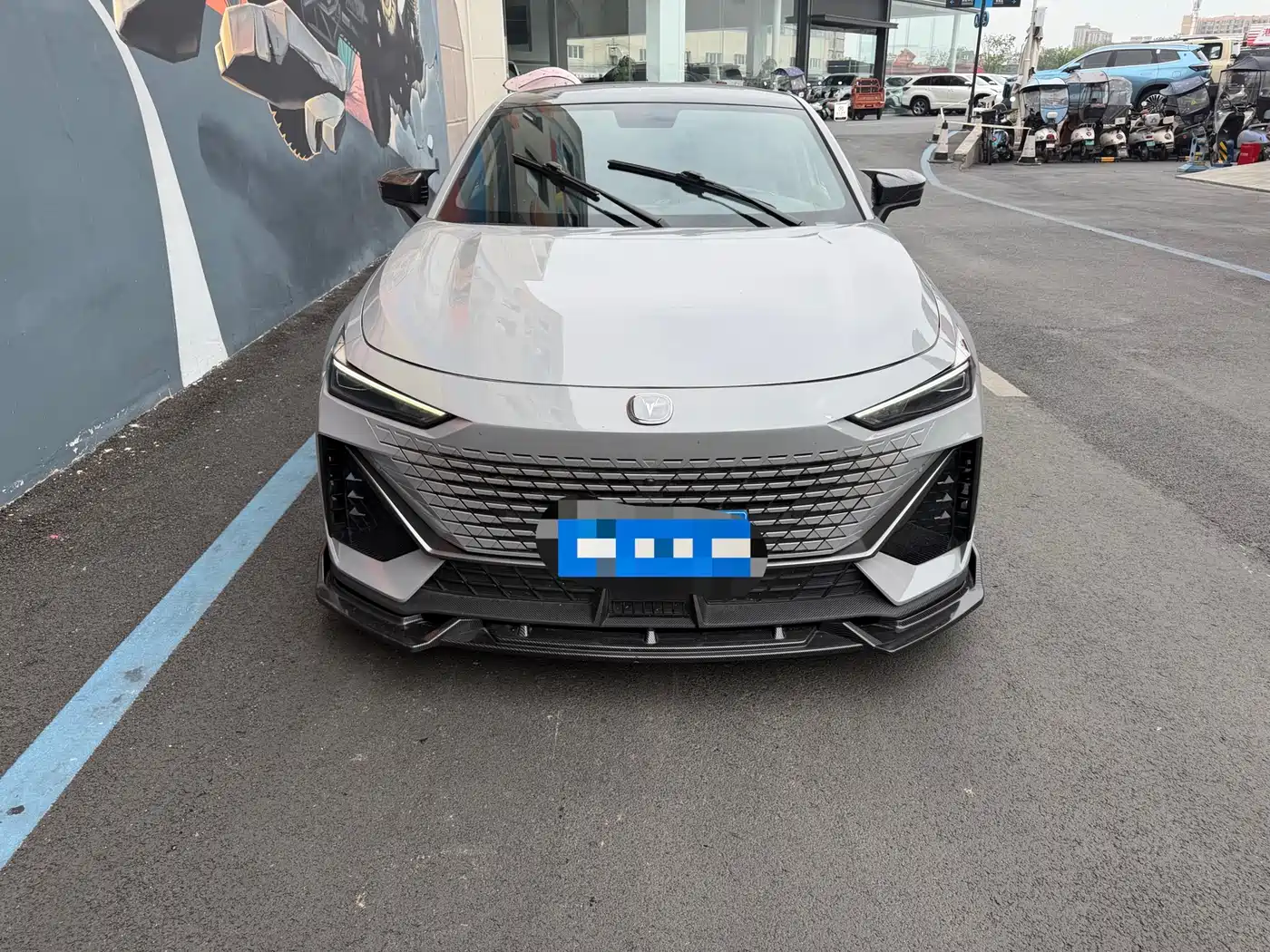 CHANGAN UNI-V