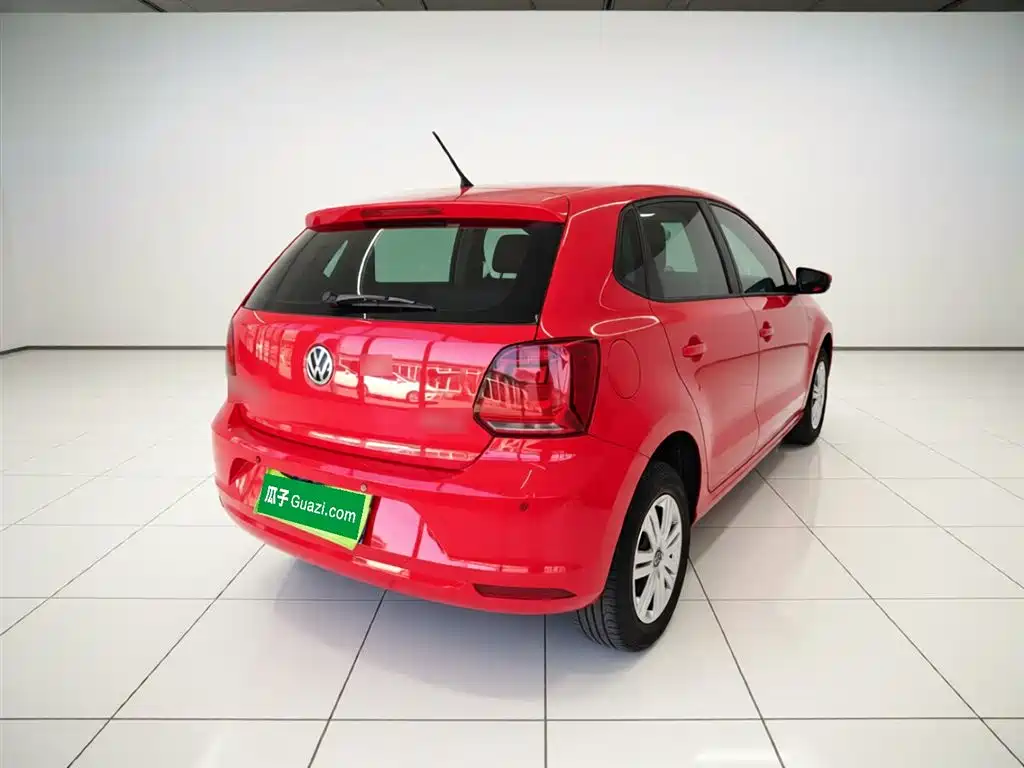Volkswagen Polo 2016 1.4L Automatic Trend фото 7