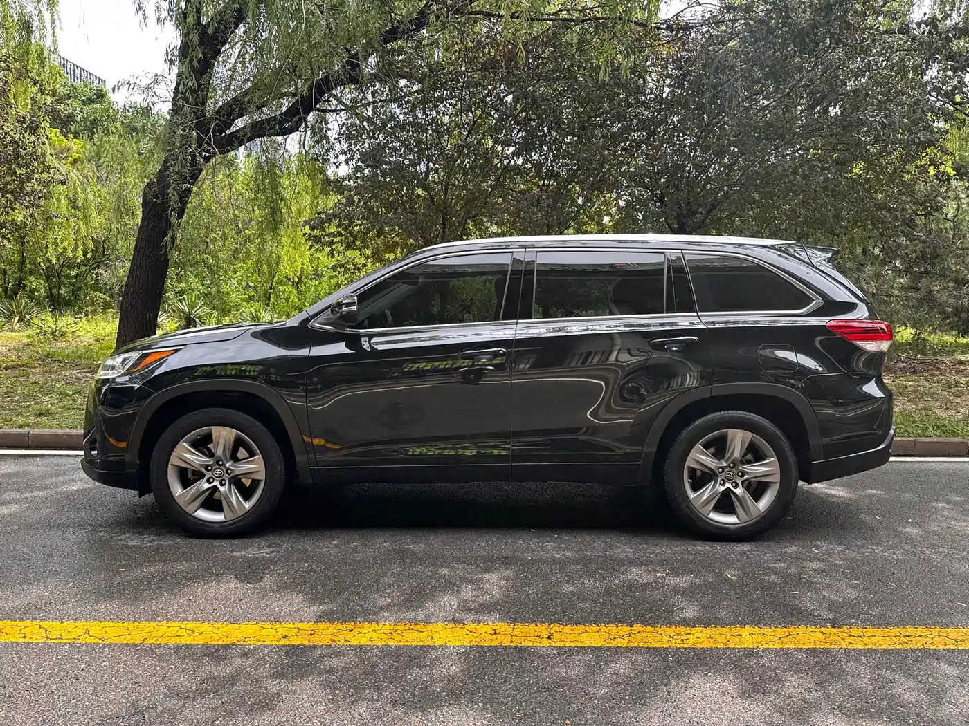 Toyota Highlander 2018 2.0T 4WD Luxury 7-seater (China V) фото 3