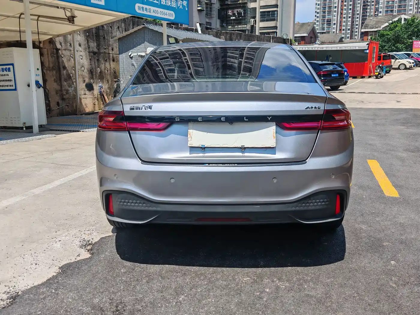 Фото 8 - Geely Geometry A