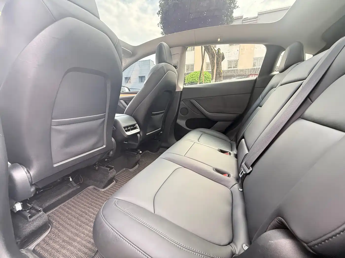 Фото 9 - Tesla Model Y
