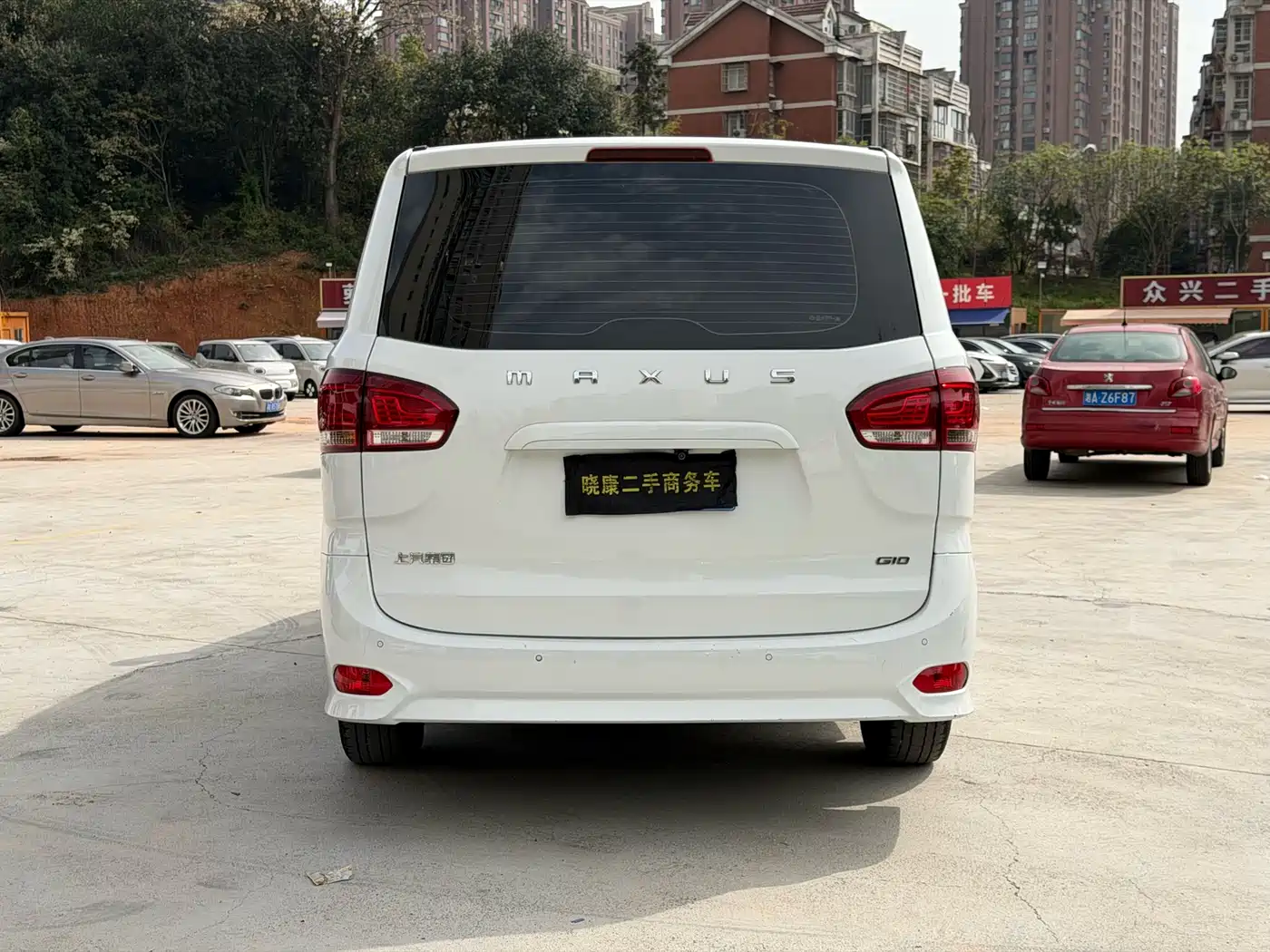 SAIC Maxus Maxus G10 2023 2.0T Manual Multi-function Edition Diesel 7-seater фото 14