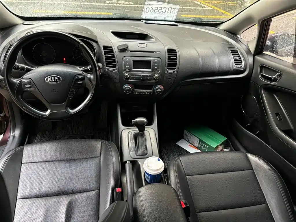 Kia K3 2013 1.6L Automatic GLS фото 3