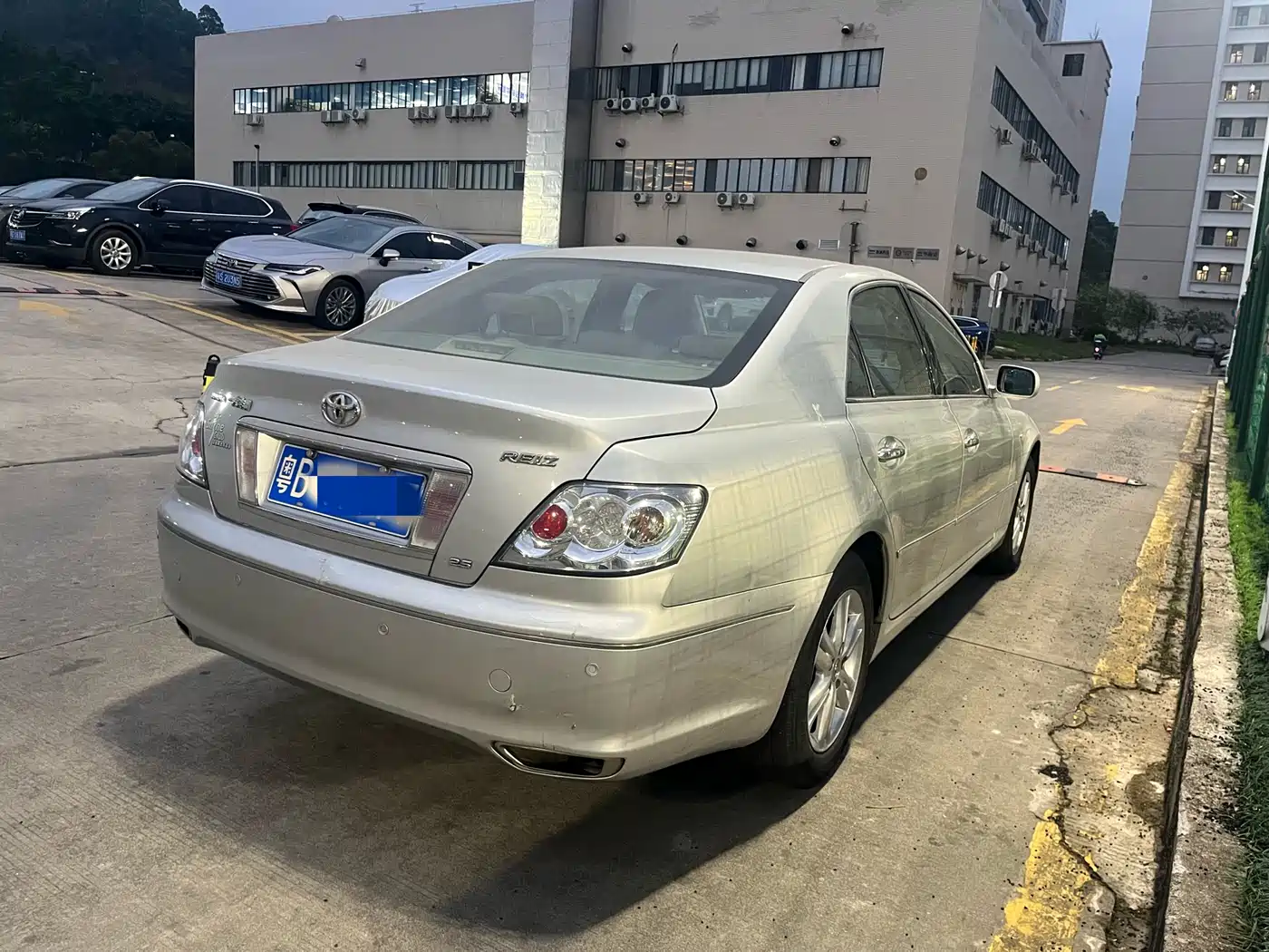 Toyota Reiz 2006 Model 2.5S Special Edition фото 6