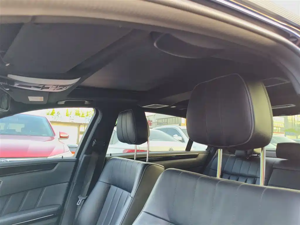 Mercedes-Benz E-Class 2015 E 320 L Sport фото 18