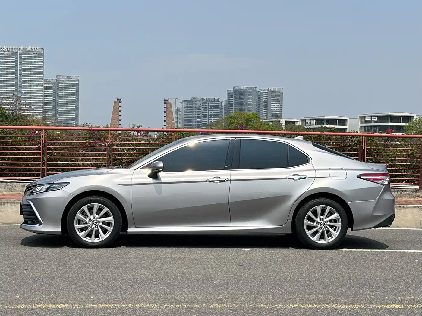 Toyota Camry 2019 2.0G Luxury Edition China VI фото 2
