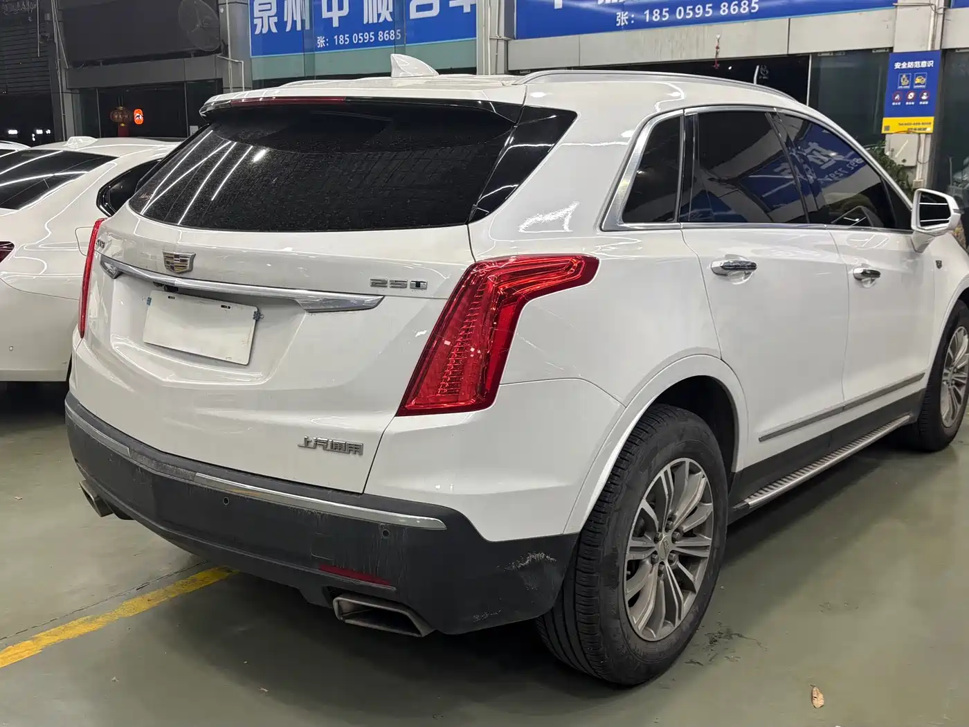 Cadillac XT5 2016 25T Luxury Model фото 9