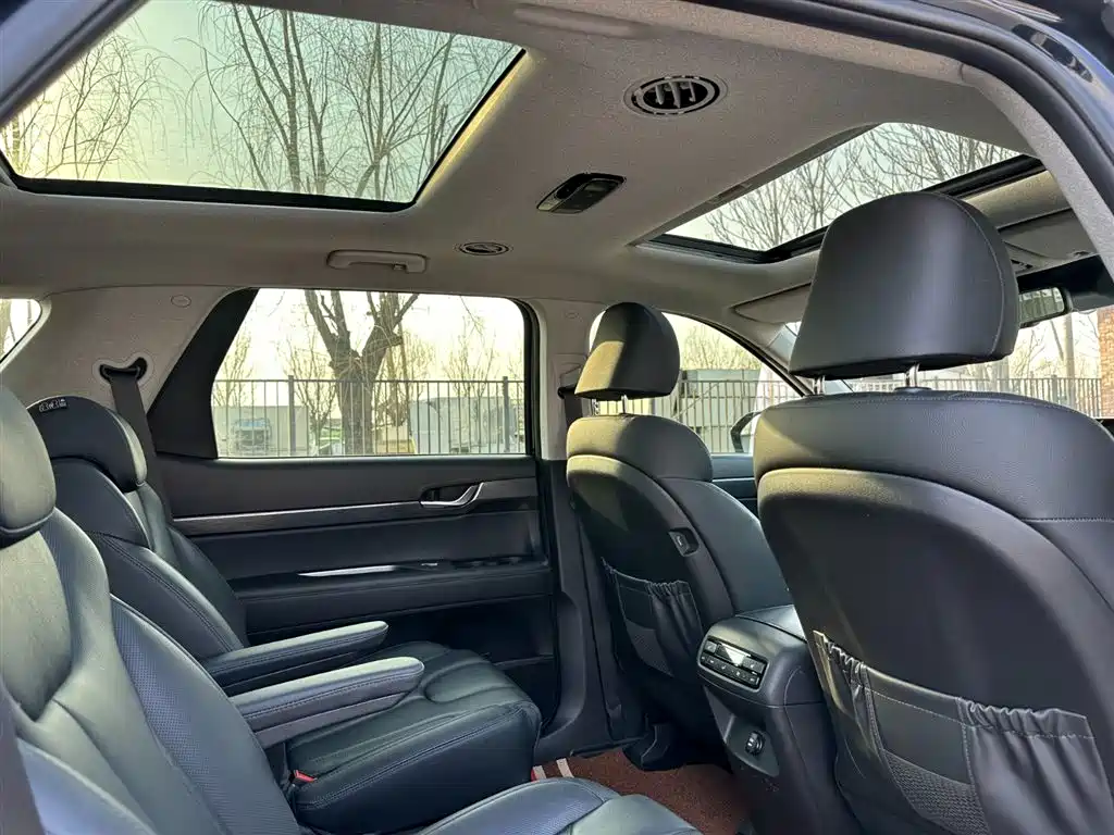 Hyundai Palisade 2021 3.5L Automatic 4WD GLS фото 19