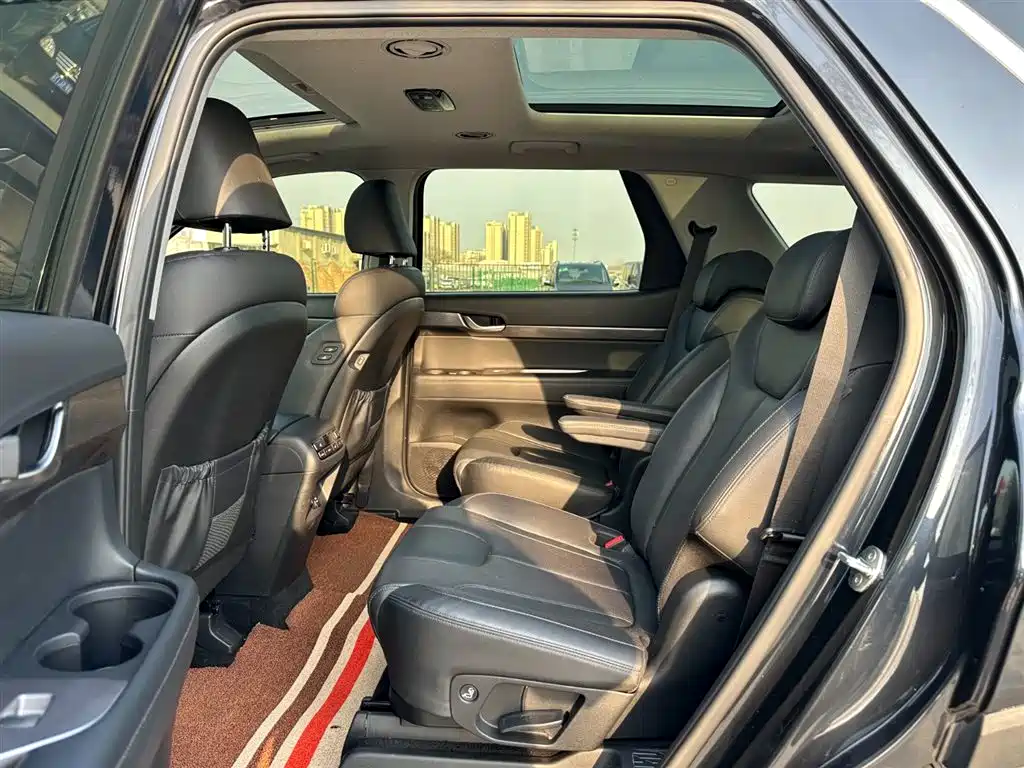 Hyundai Palisade 2021 3.5L Automatic 4WD GLS фото 10