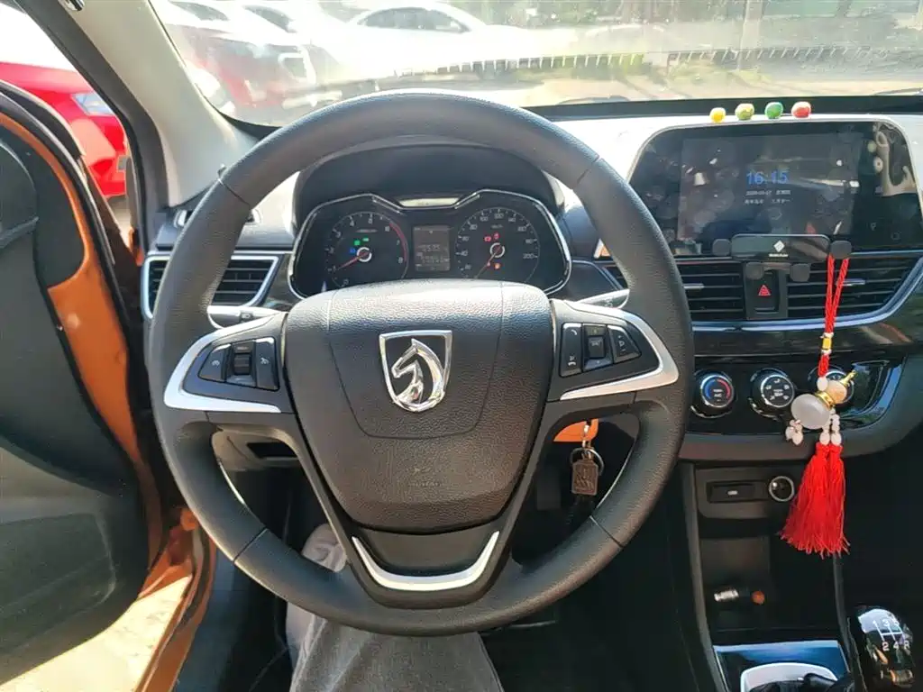 Baojun 310 2017 2016 1.2L Manual Luxury Type