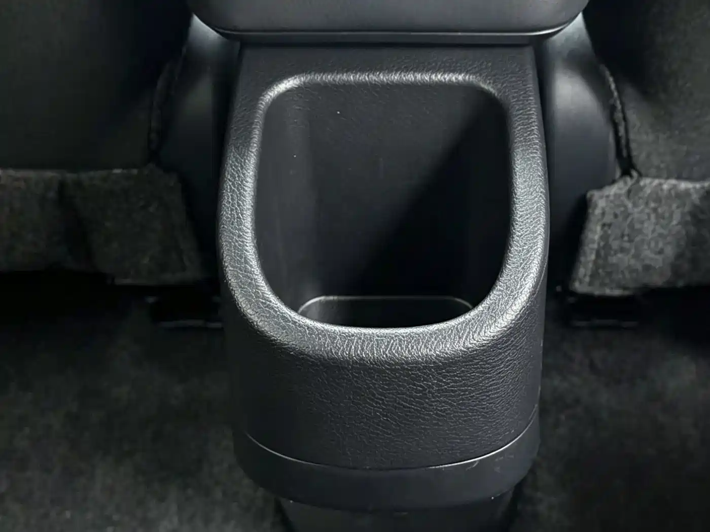 Toyota YARiS L Zhi Xuan 2022 1.5L CVT Leading PLUS Edition фото 20