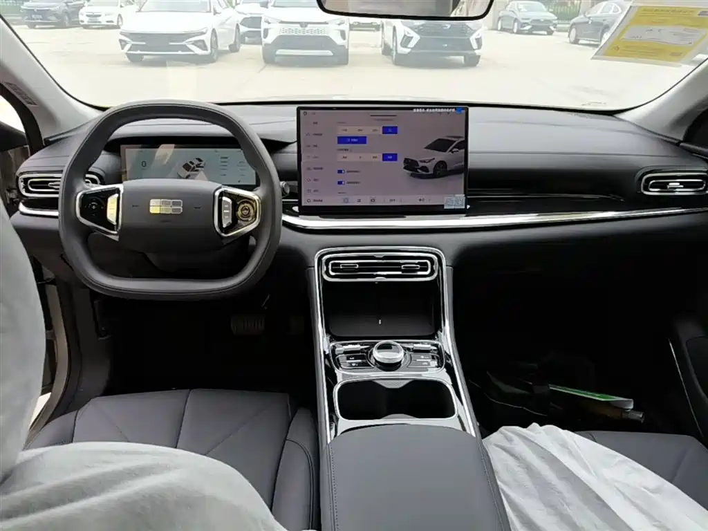 Geely Galaxy Galaxy Stellar 6 2025 125km Long Voyage Edition фото 10
