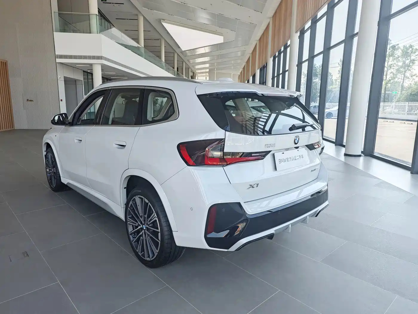 BMW X1 2025 2024 xDrive25Li M Sport Package