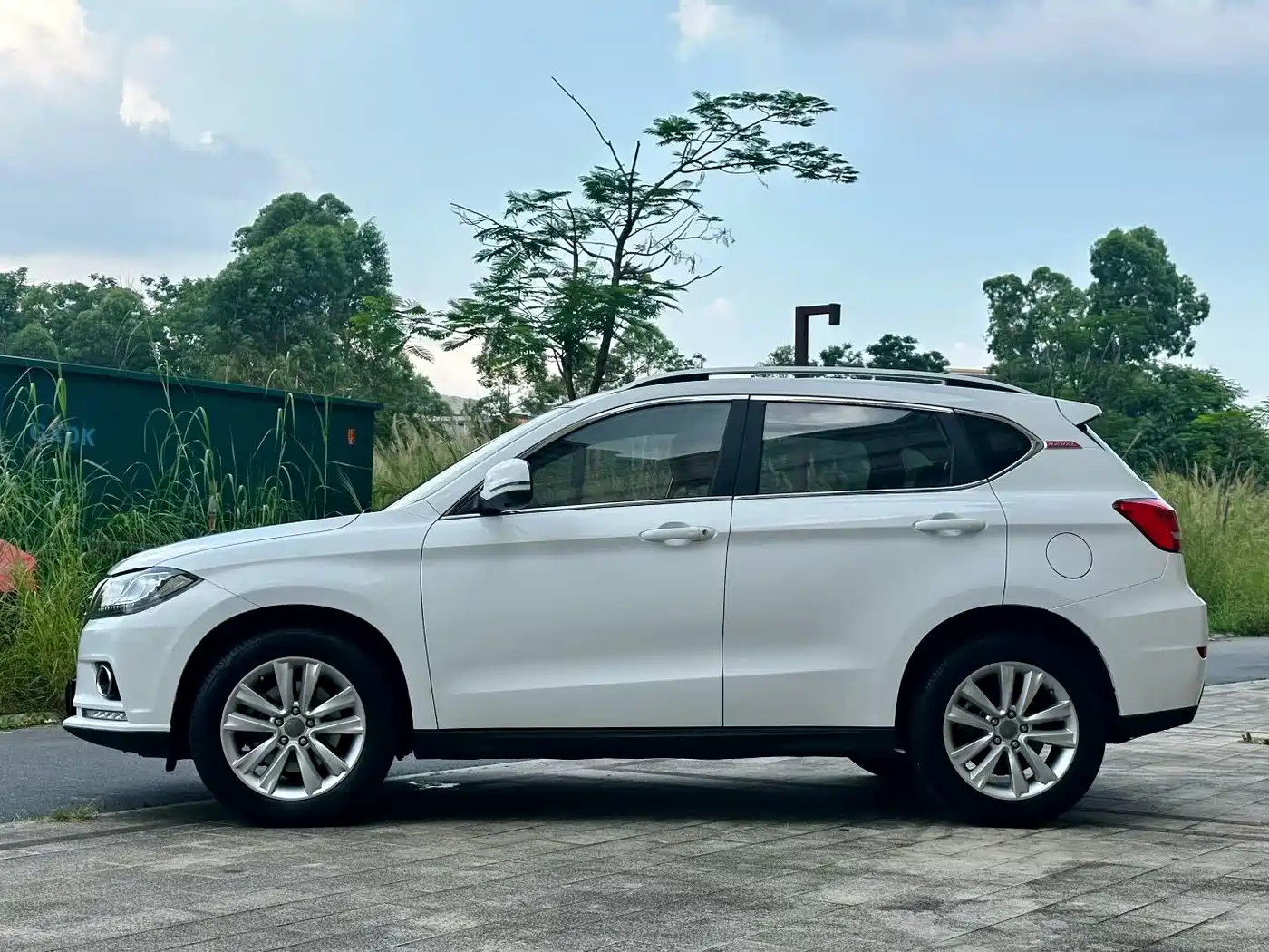 Haval H2 2015 2016 Red Label 1.5T Automatic 2WD Luxury