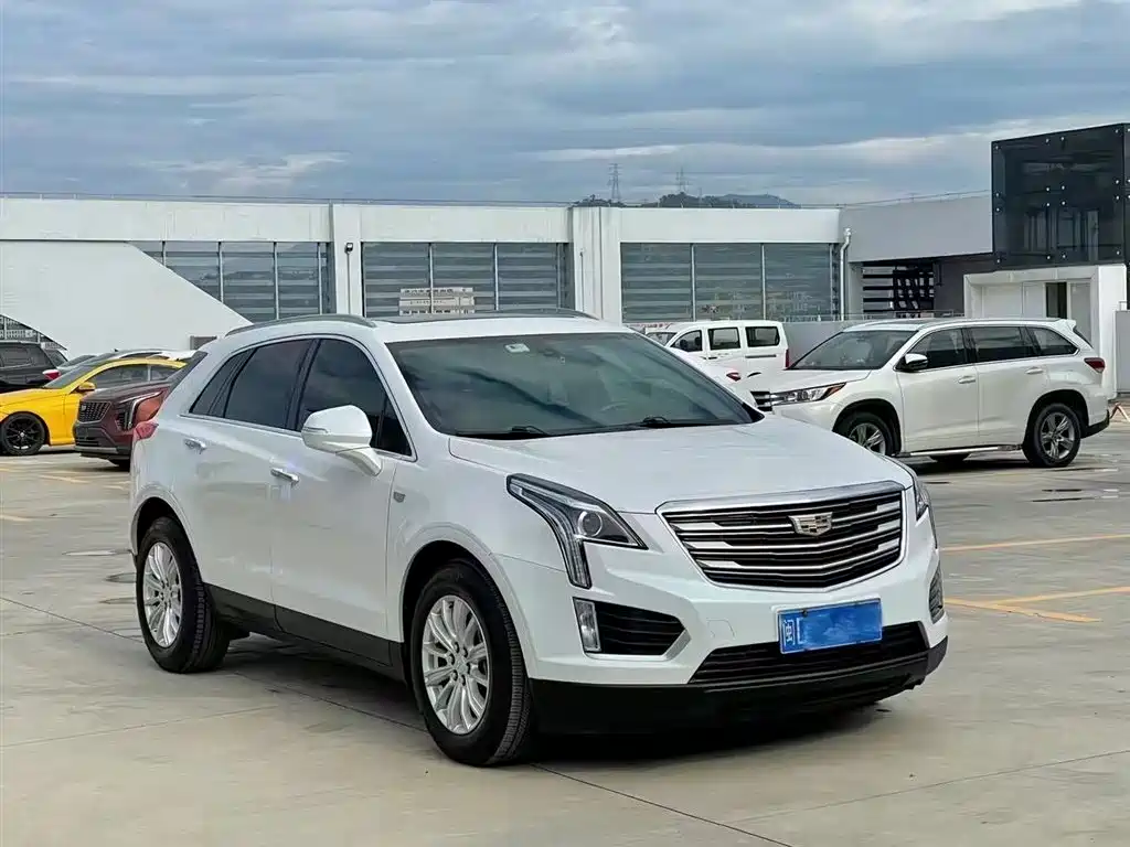 Cadillac XT5 2020 28T Luxury Model фото 3
