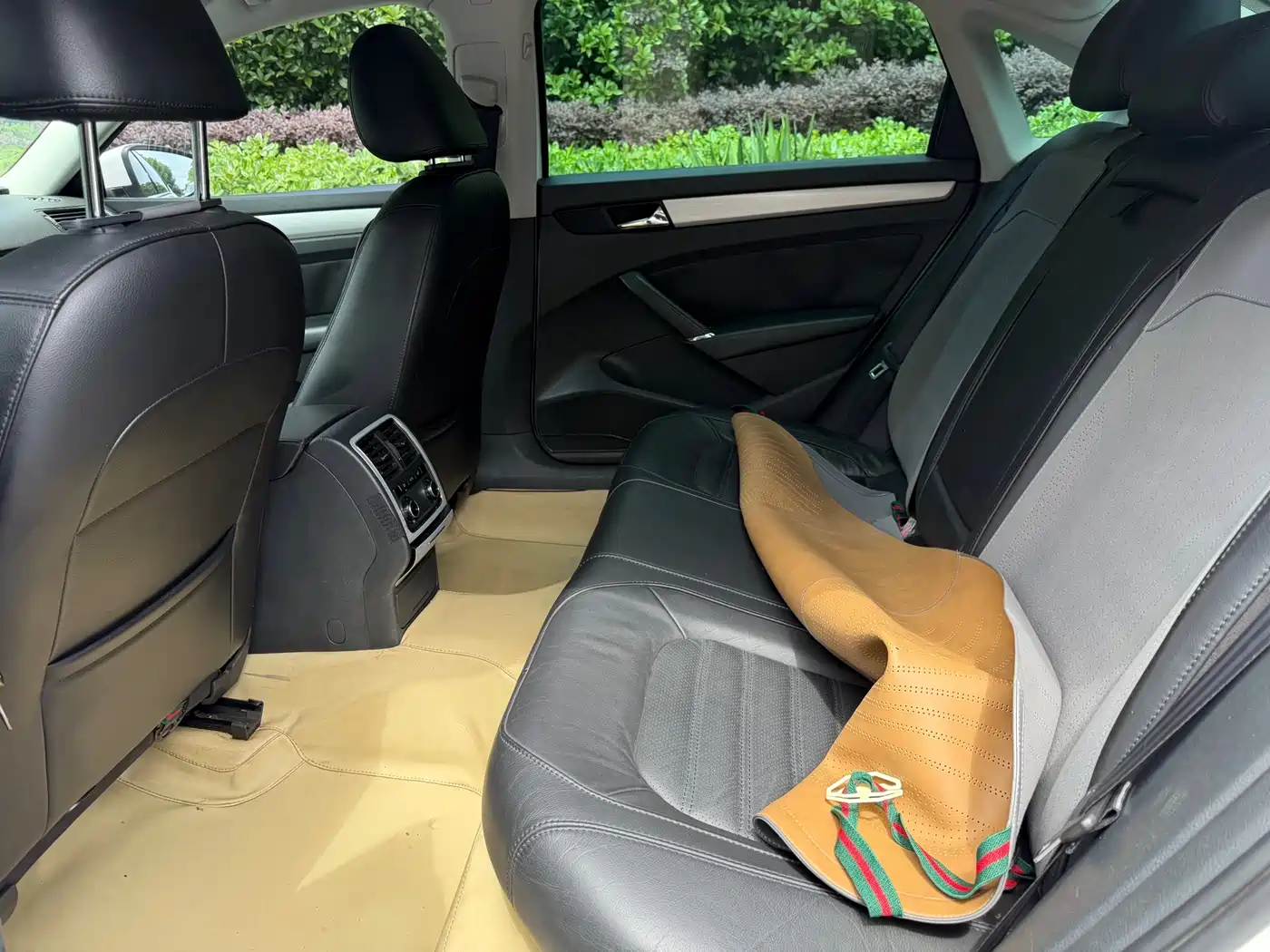 Volkswagen Passat 2013 1.8TSI DSG Yuzun фото 15
