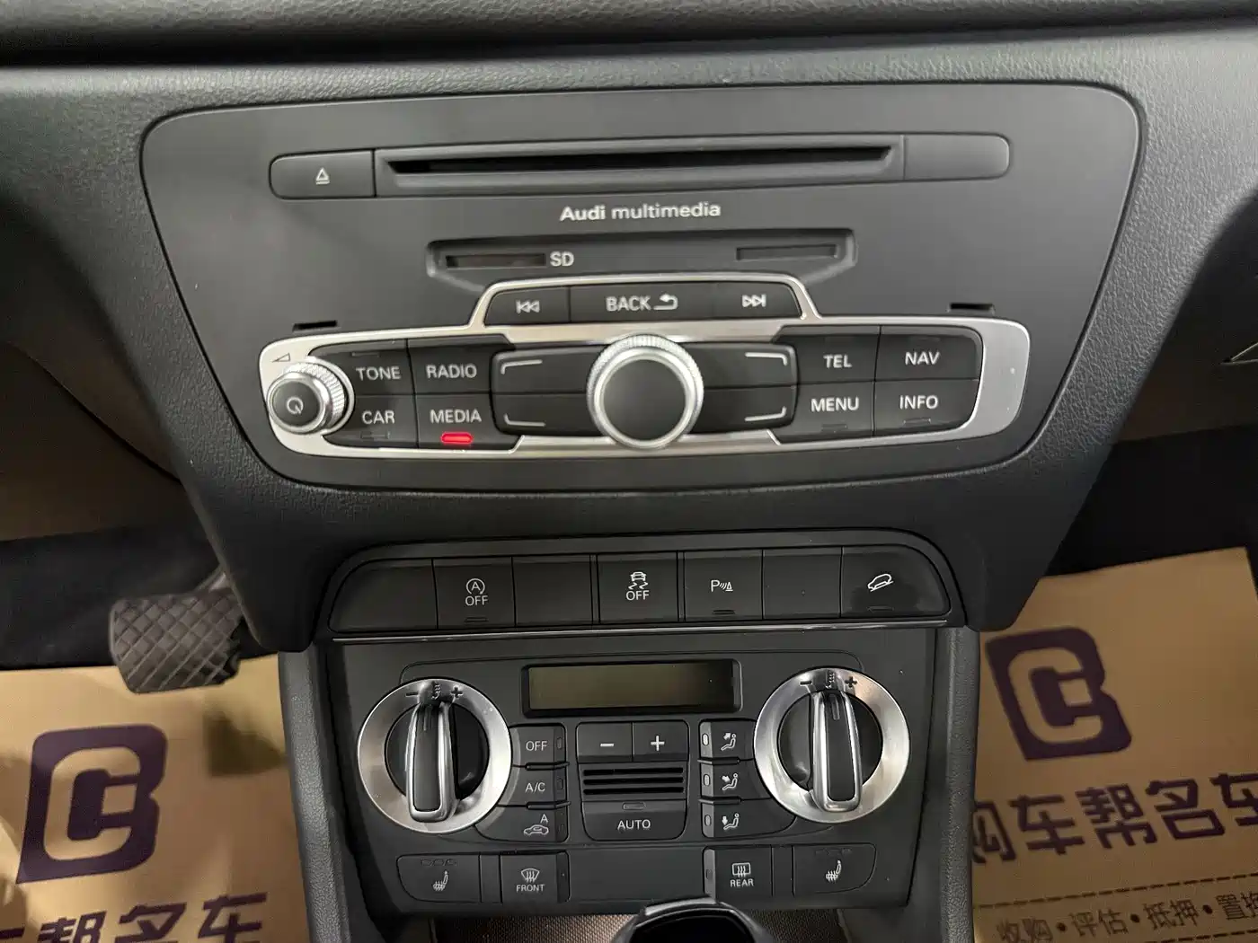 Audi Q3 2015 35 TFSI quattro Technology фото 11