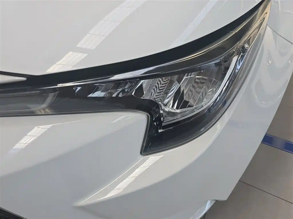 Toyota Levin 2022 185T CVT Luxury Edition фото 24