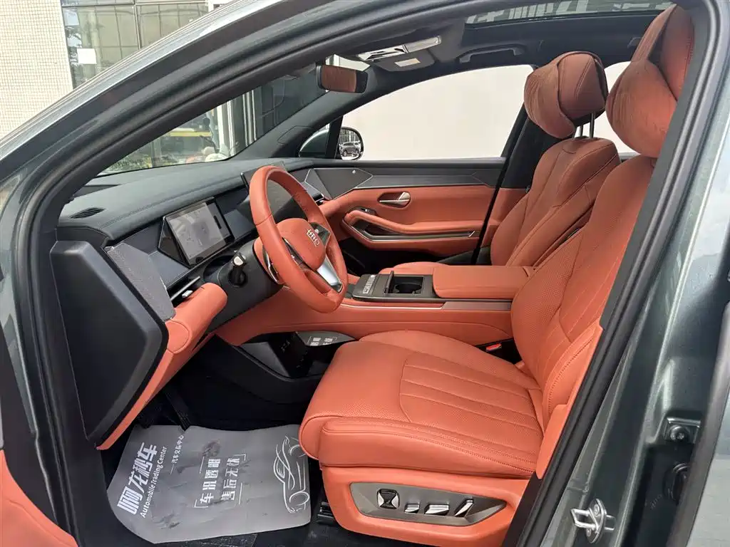 BYD Tang L 2025 DM 175KM Drone Player Edition фото 14