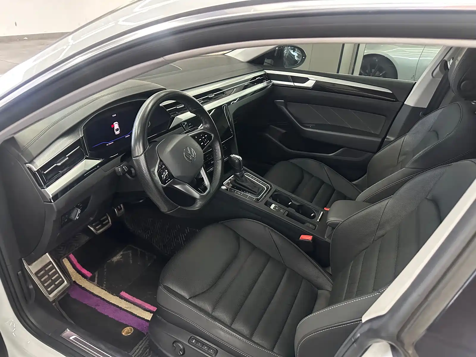 Photo 4 - Volkswagen CC