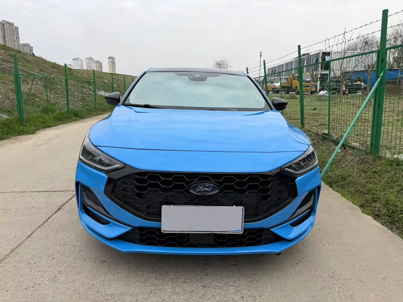 Photo 2 - Ford Focus