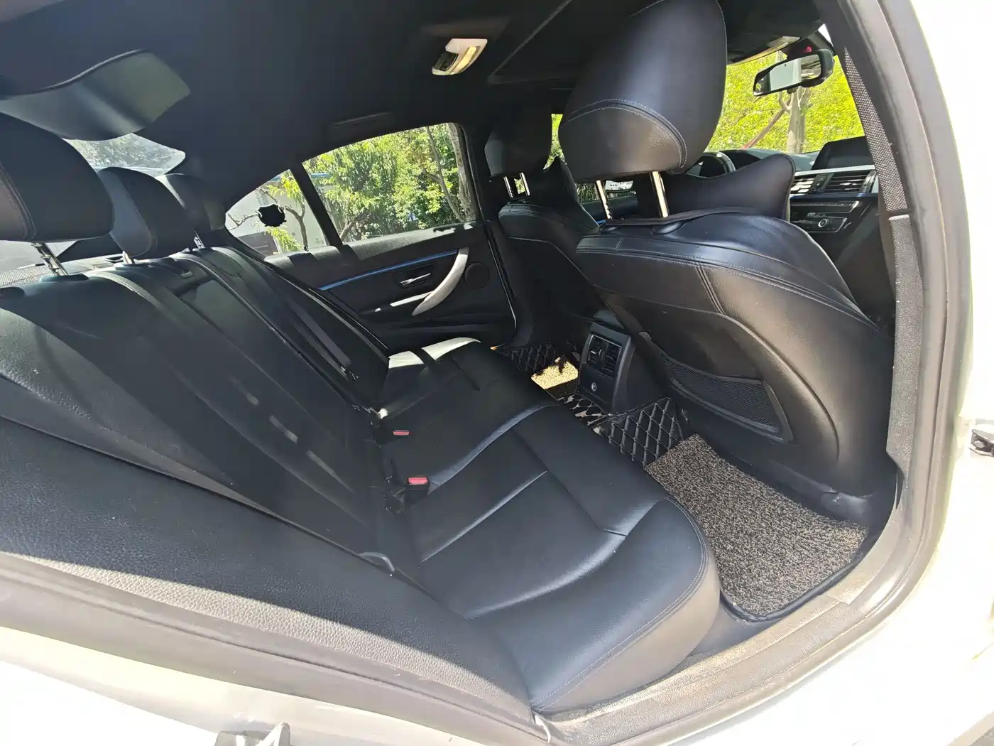 BMW 3 Series 2019 320i M Sport Package фото 8