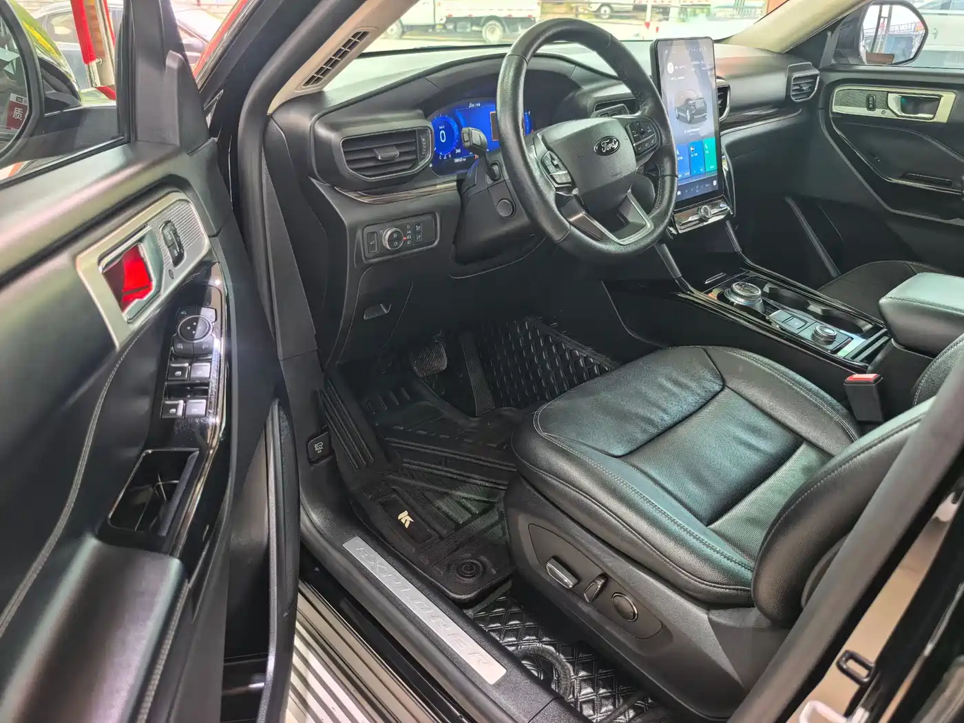 Ford Explorer 2021 2020 EcoBoost 285 AWD Titanium Edition 6-Seater