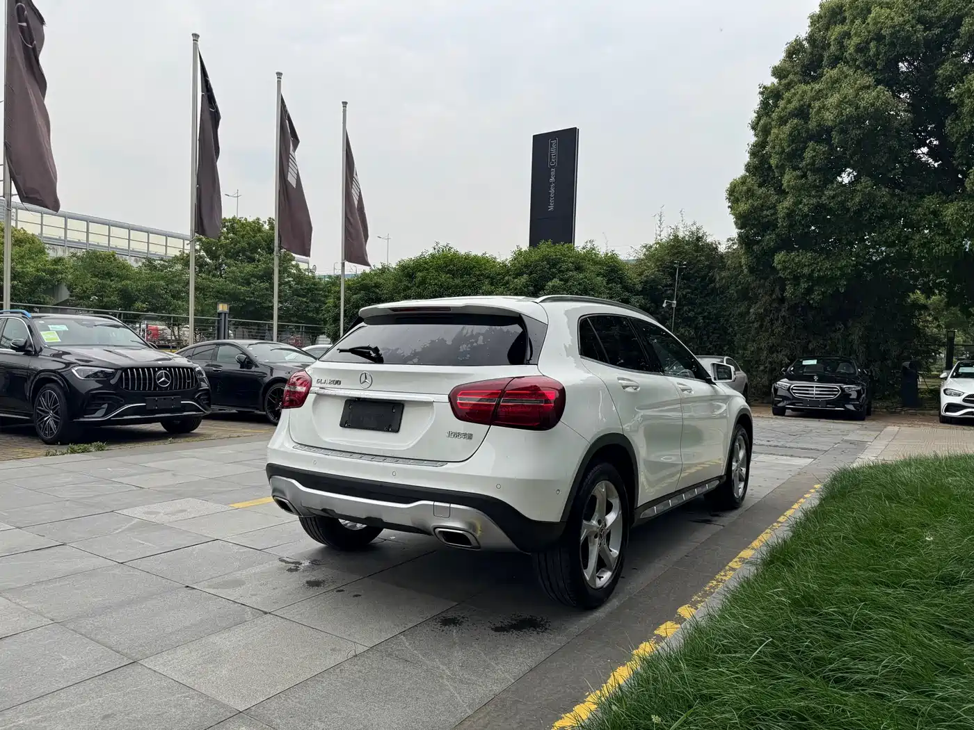 Mercedes-Benz GLA 2018 GLA 200 Dynamic фото 16