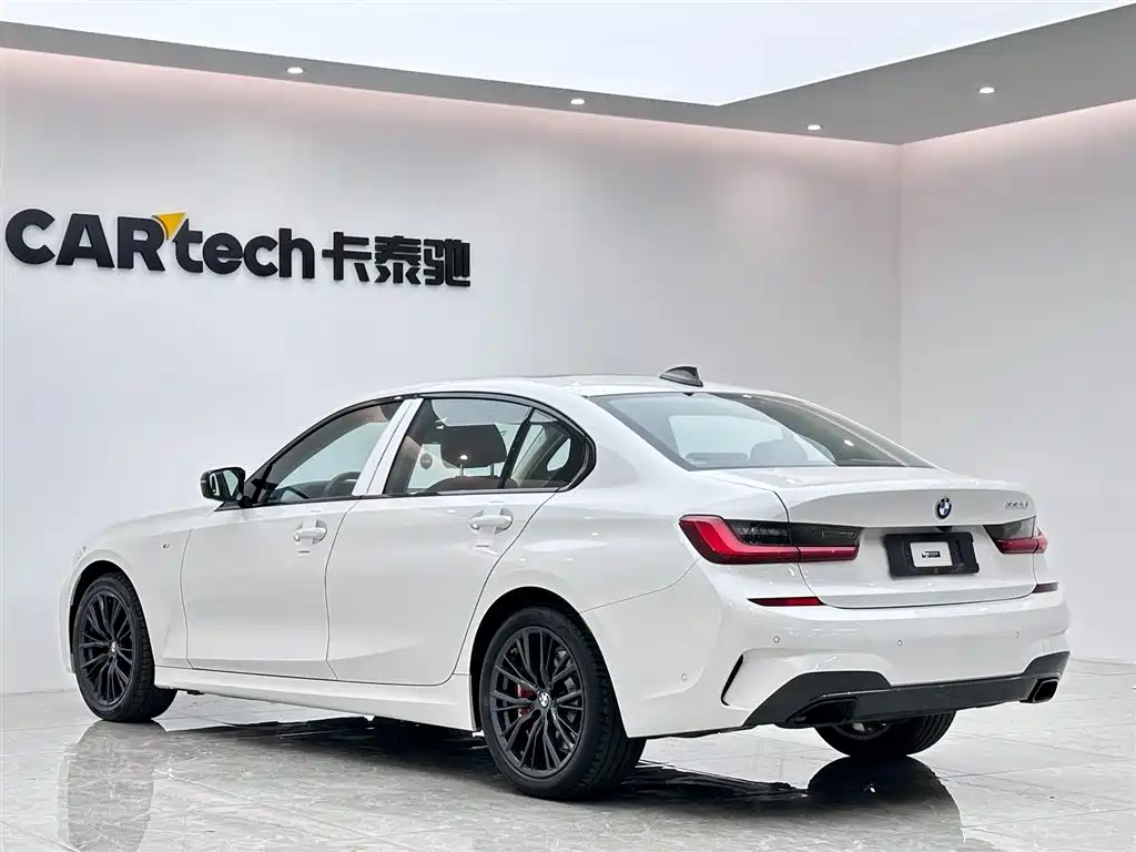 BMW 3 Series 2021 330Li xDrive M Sport Night Edition фото 3