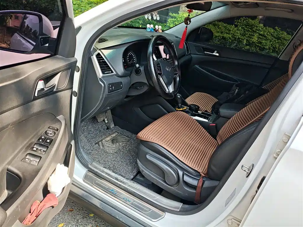 Hyundai Tucson 2015 1.6T Dual Clutch 2WD Smart фото 14
