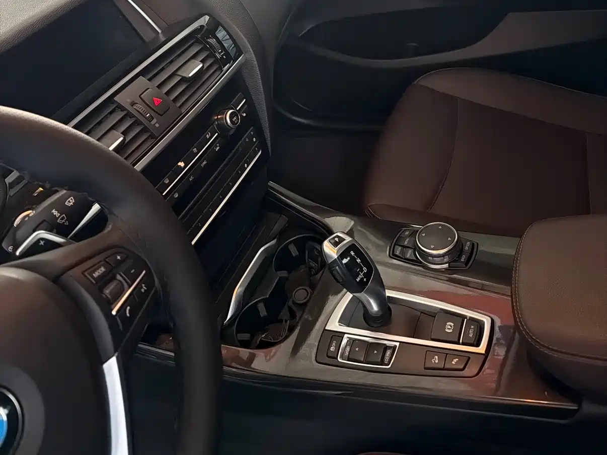 BMW X4 2014 xDrive20i X Design Package фото 11
