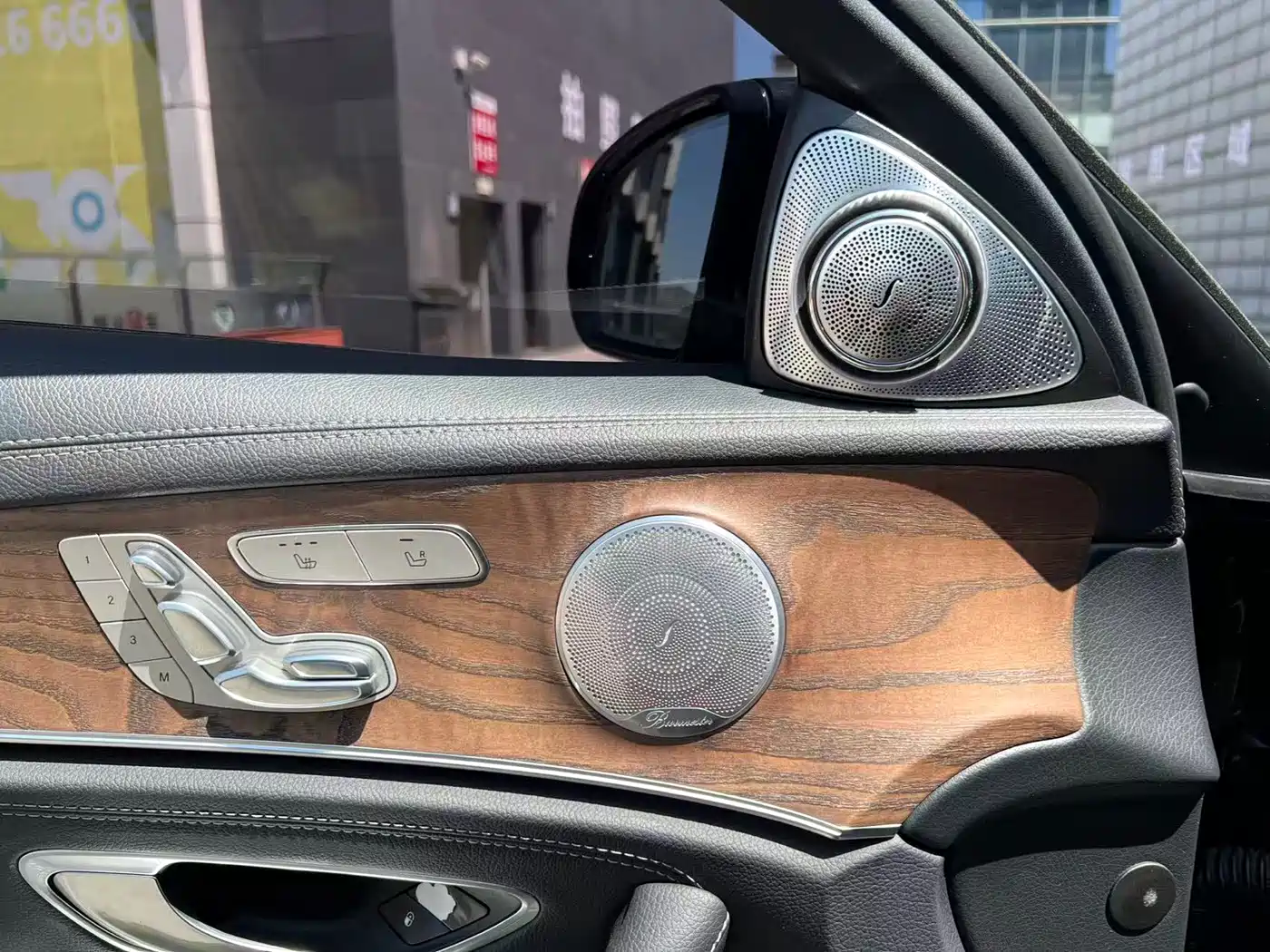Mercedes-Benz E-Class 2016 E 300 L Fashion Type фото 10