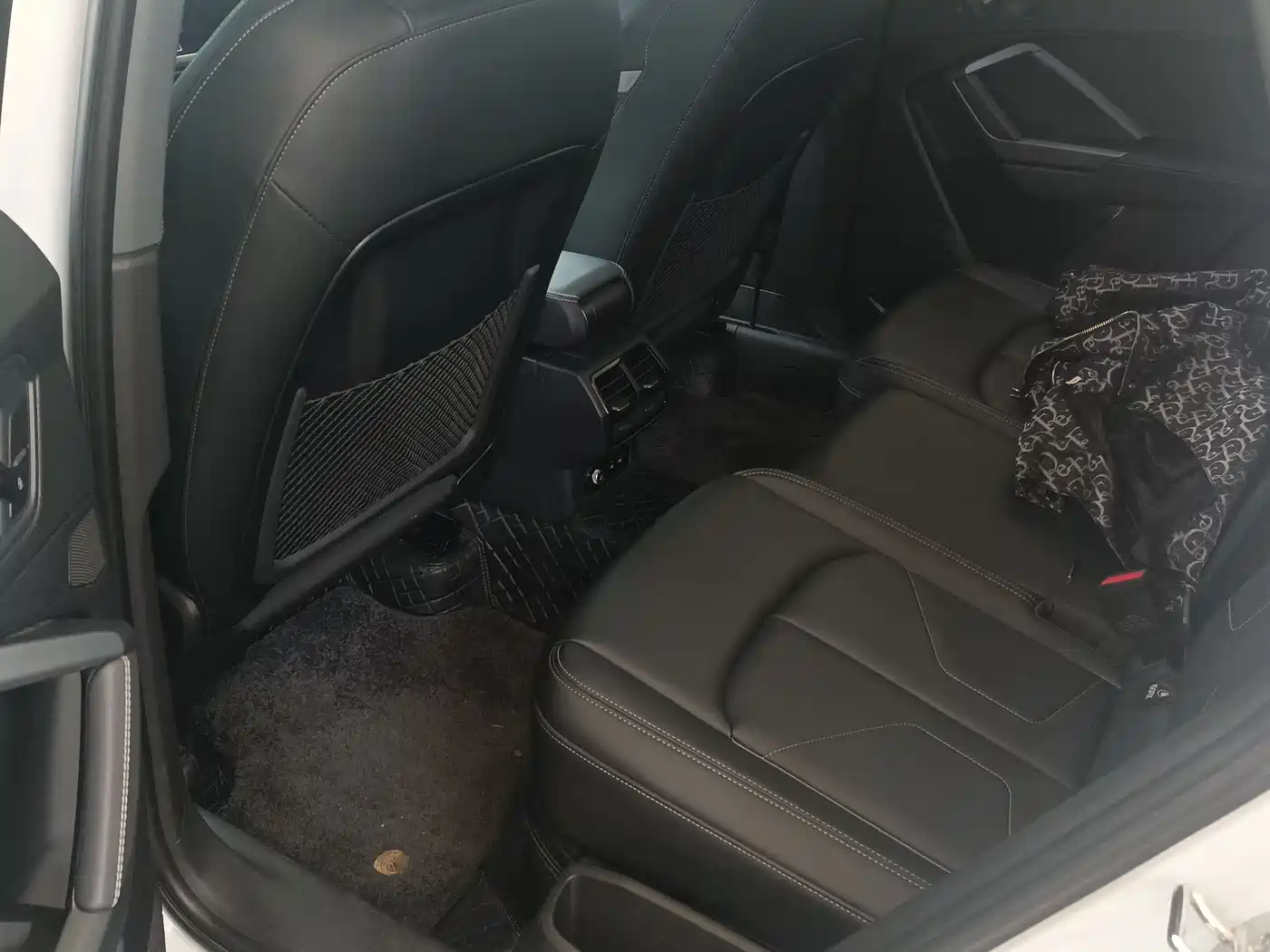 Audi Q3 2024 35 TFSI Fashion Sport фото 9