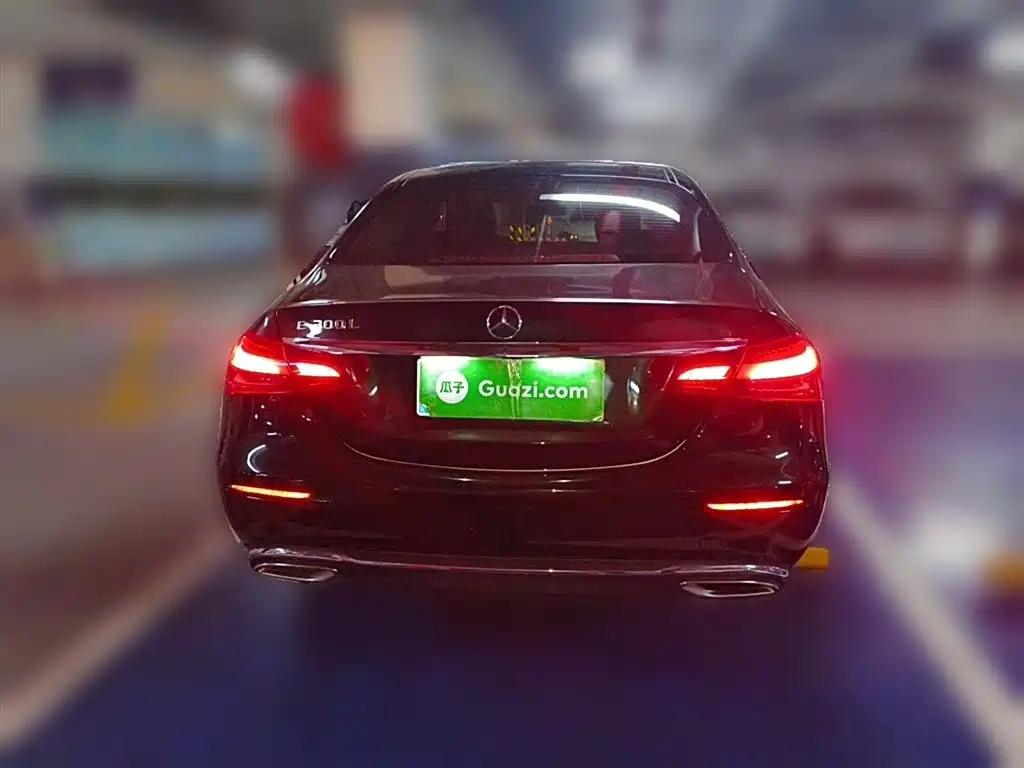 MERCEDES-BENZ E-CLASS