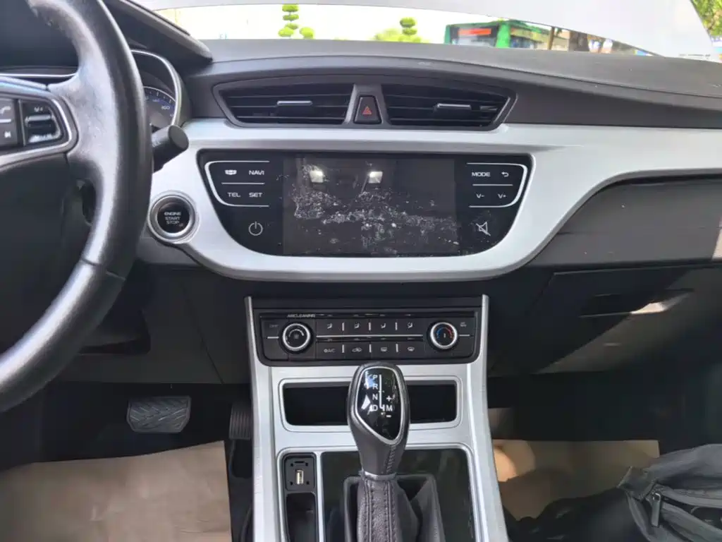 Geely Vision 2020 2019 Upgrade Edition 1.5L CVT Premium (China VI)