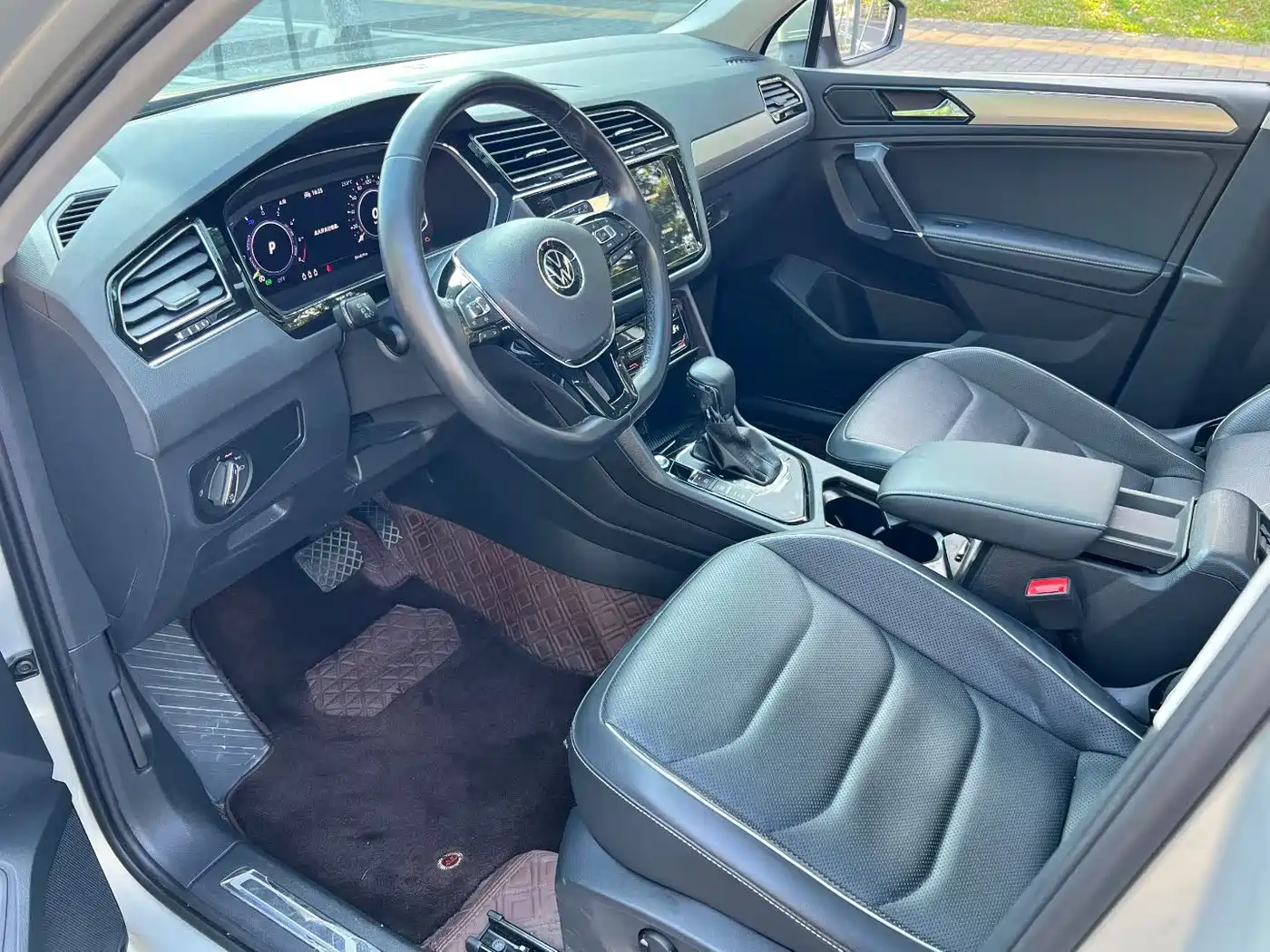 VOLKSWAGEN TIGUAN L NEW ENERGY