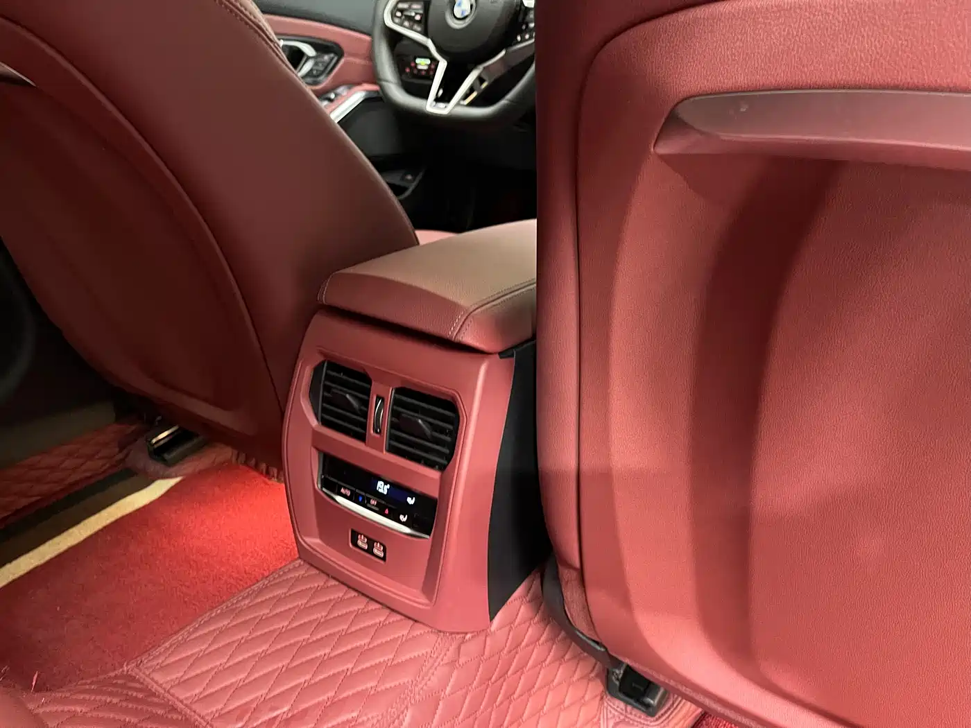 BMW 3 Series 2025 325Li M Sport Package фото 13