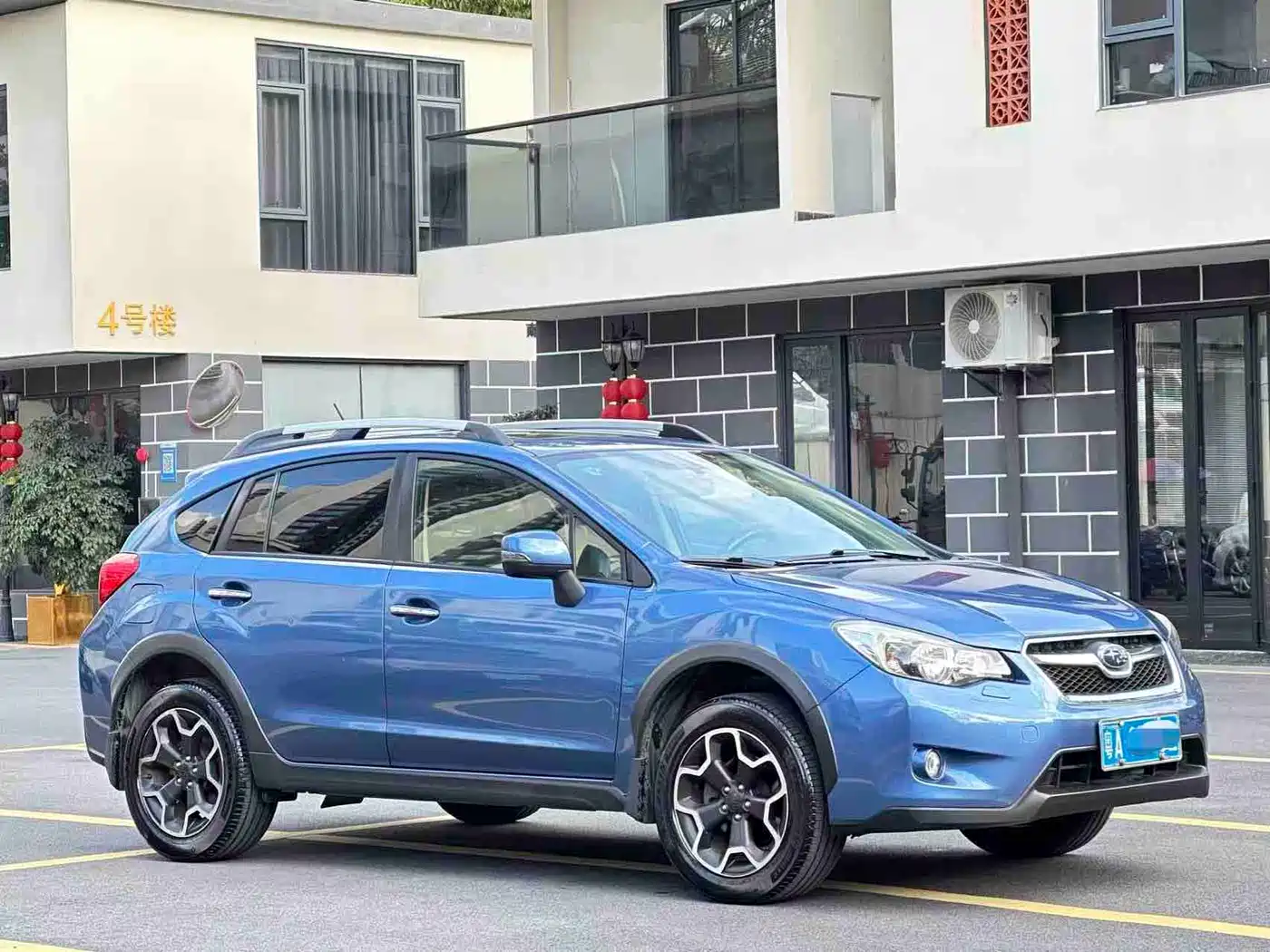 Subaru XV 2014 2.0i Luxury фото 3