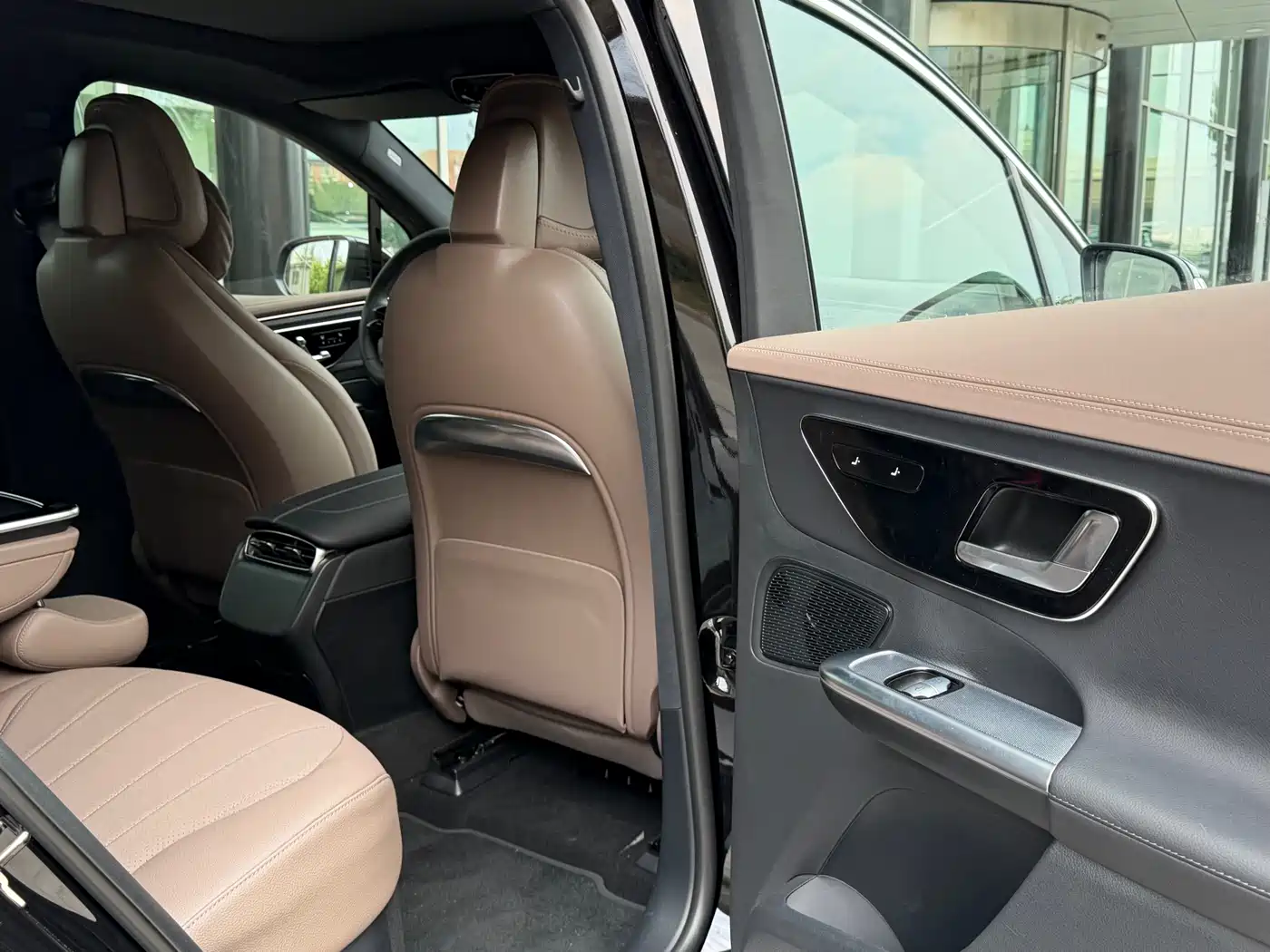 Mercedes-Benz EQE SUV 2025 2024 500 4MATIC Luxury Edition