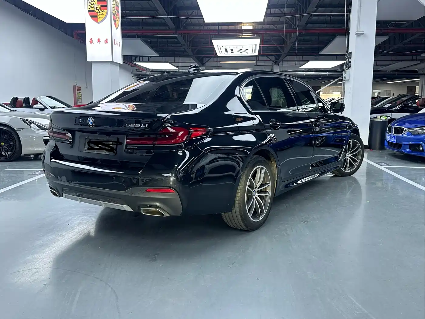 BMW 5 Series 2020 525Li M Sport Package фото 2